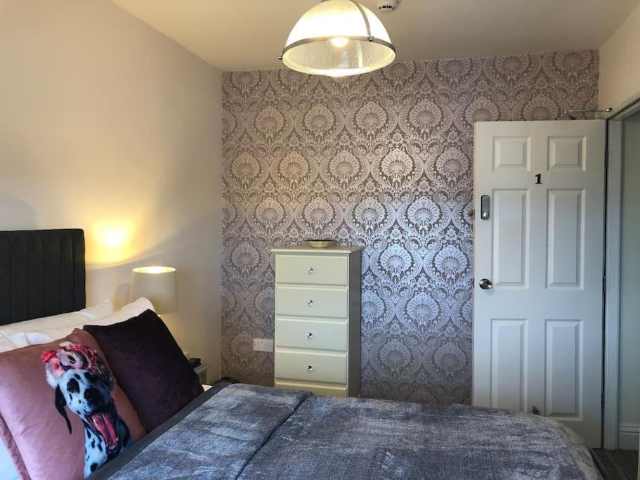 Ten Streets Apartment Liverpool Buitenkant foto