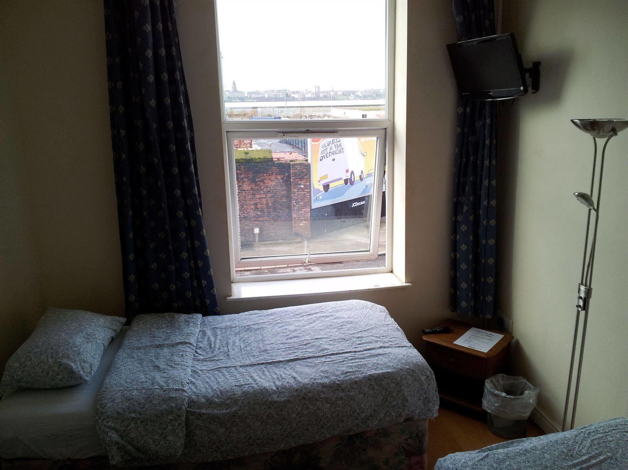 Ten Streets Apartment Liverpool Buitenkant foto