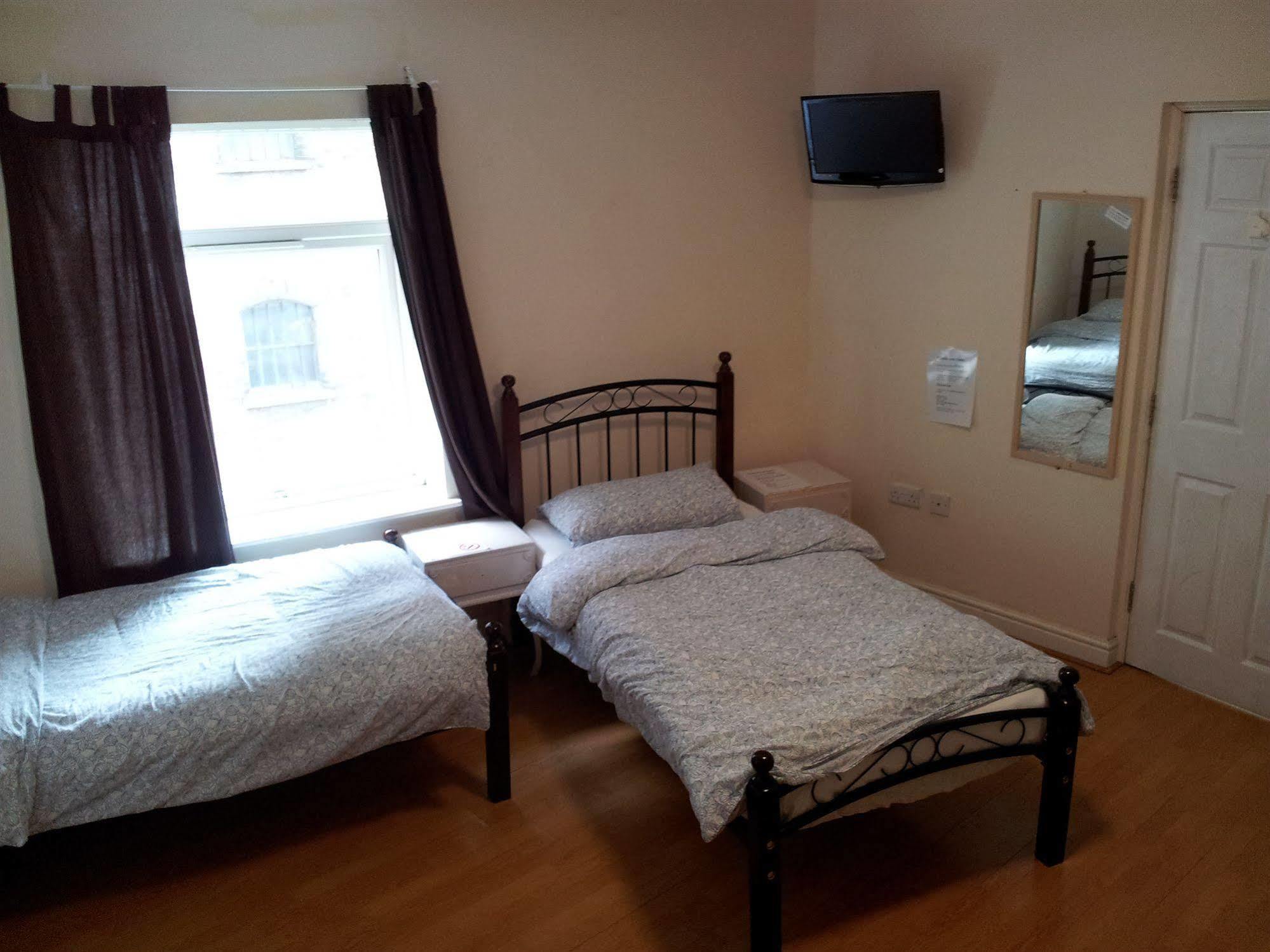 Ten Streets Apartment Liverpool Buitenkant foto